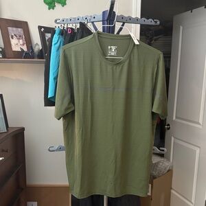 Men's Olive Green Short Sleeve Tee